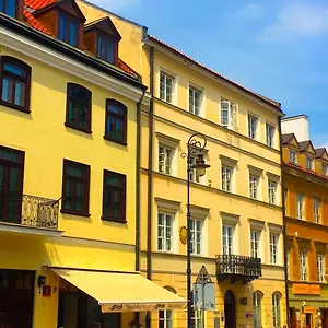 Oki Doki Old Town Varsó